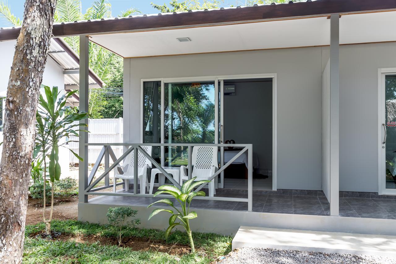 Lanta Coral Beach Resort Ko Lanta Exterior foto