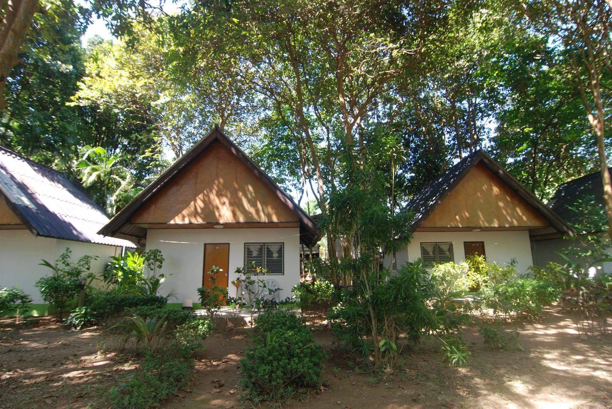 Lanta Coral Beach Resort Ko Lanta Exterior foto